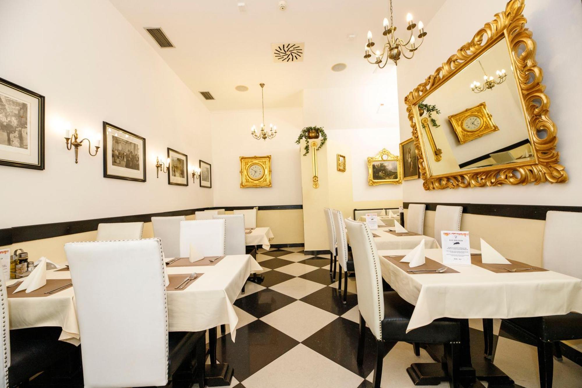 Salvator Hotel Κάρλοβι Βάρι Εξωτερικό φωτογραφία