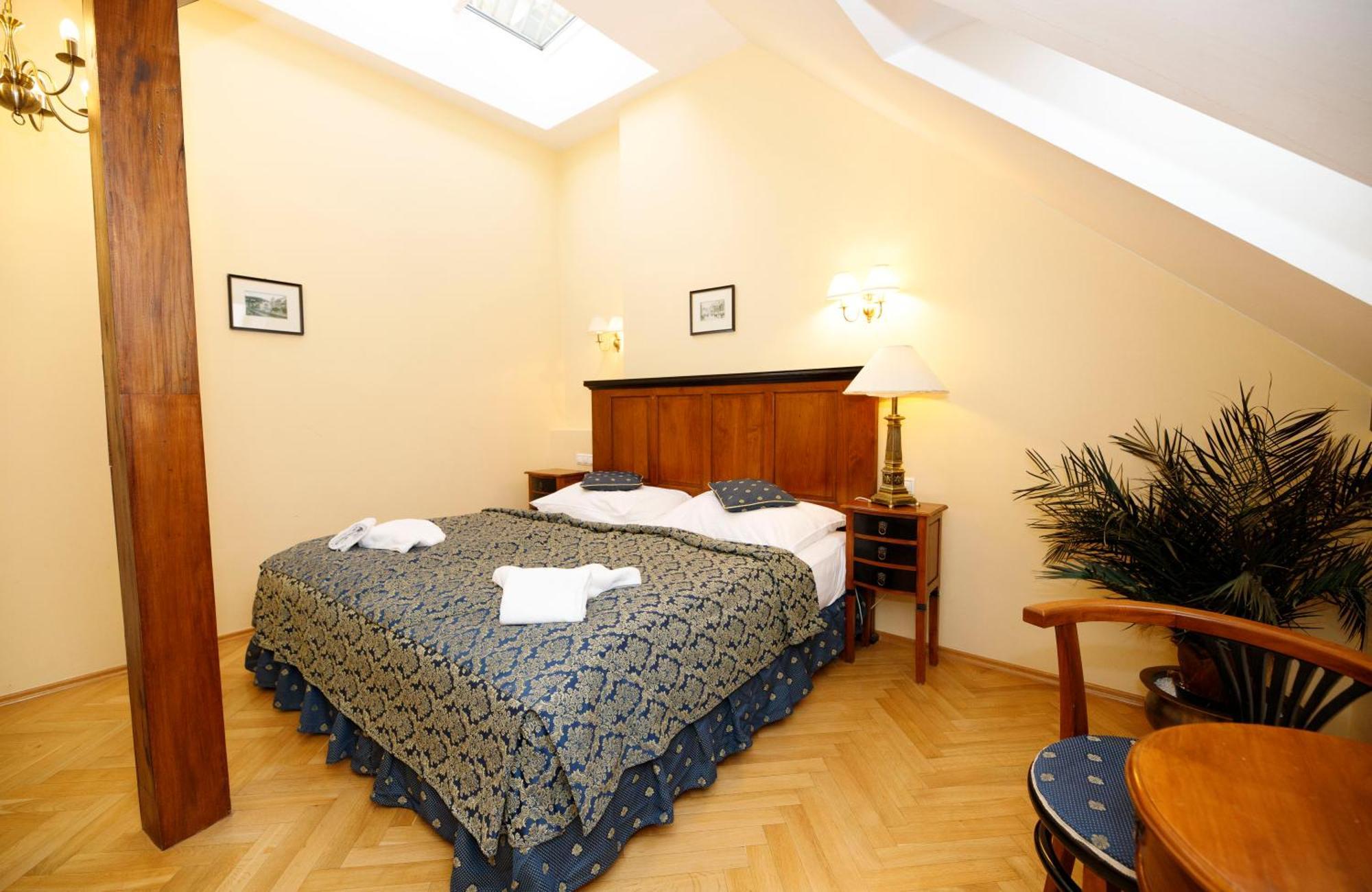 Salvator Hotel Κάρλοβι Βάρι Δωμάτιο φωτογραφία