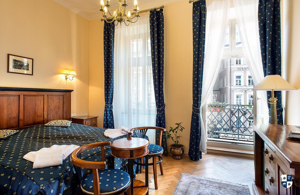 Salvator Hotel Κάρλοβι Βάρι Εξωτερικό φωτογραφία