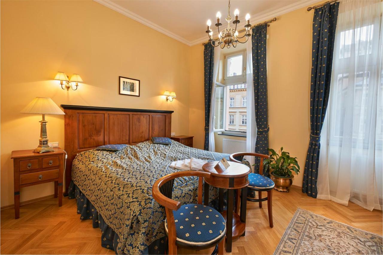 Salvator Hotel Κάρλοβι Βάρι Εξωτερικό φωτογραφία
