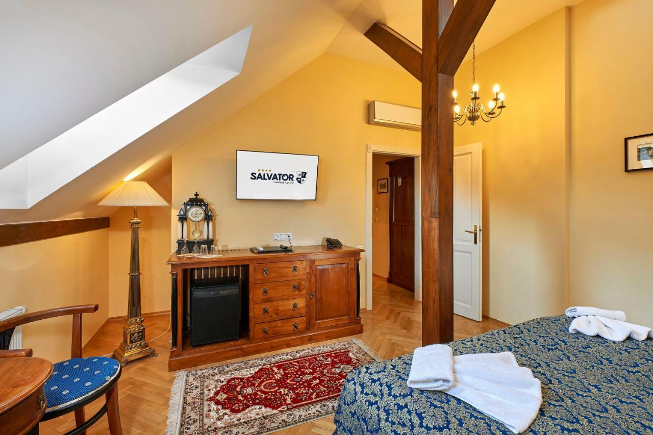 Salvator Hotel Κάρλοβι Βάρι Εξωτερικό φωτογραφία